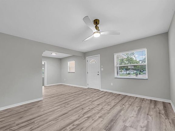 4th image of 1808 S Club Ct