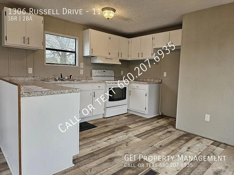 Updated, Newly Remodeled 3 BR Home — Photo 1