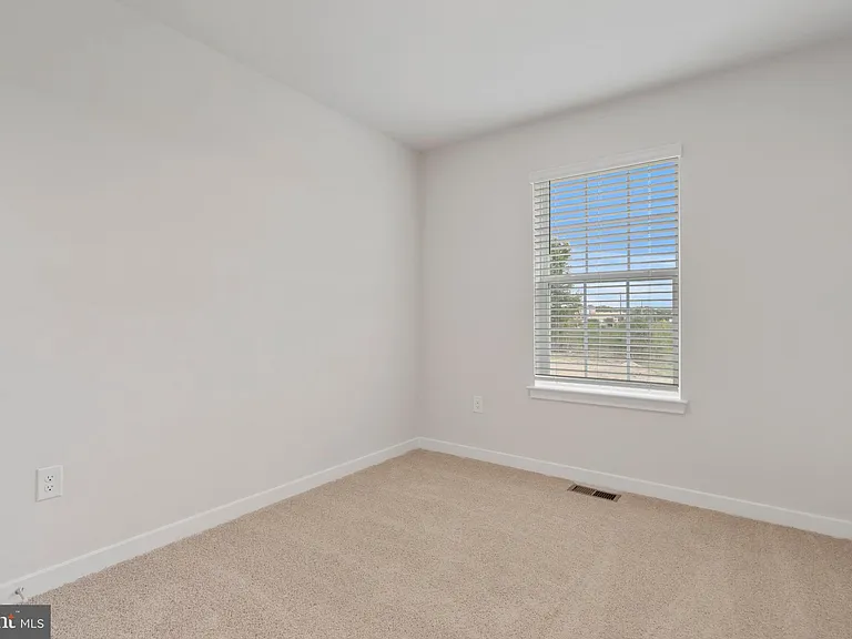 16639 Green Glade Dr — Photo 15