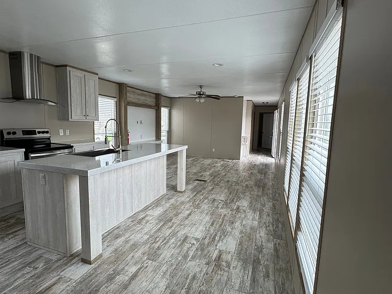 Woodlake Estates (TX) — Photo 16