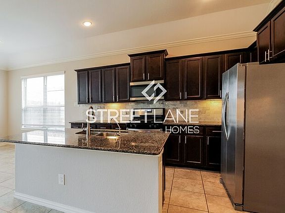 4th image of 20614 Laurel Rain Ct