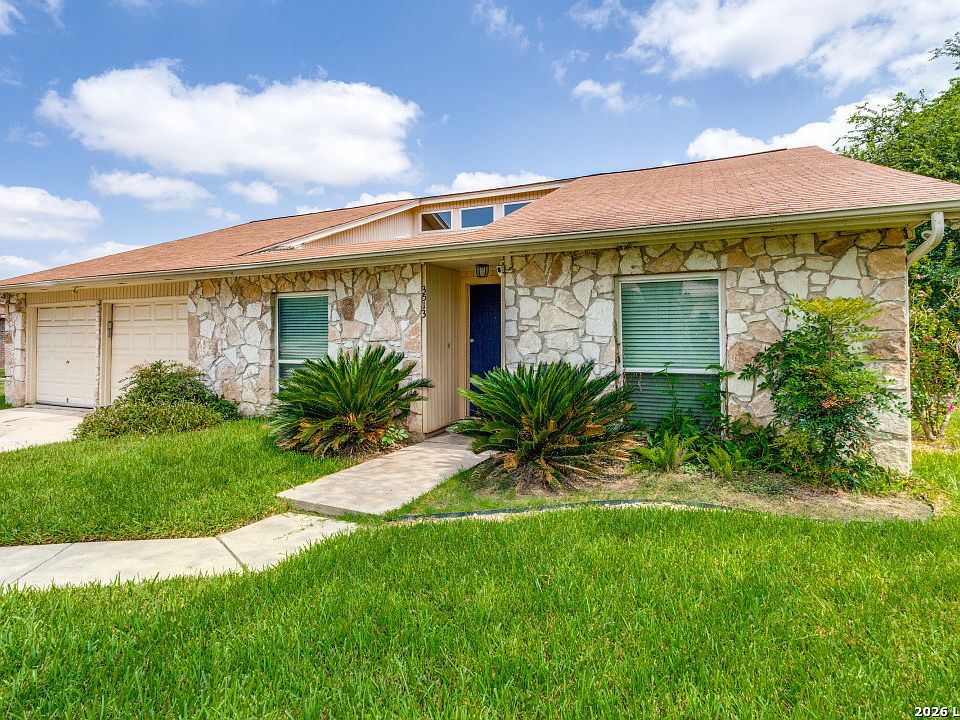 1st image of 3513 Cliffside Drive