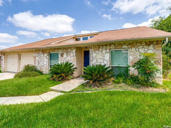 3513 Cliffside Drive, Schertz, TX 78108