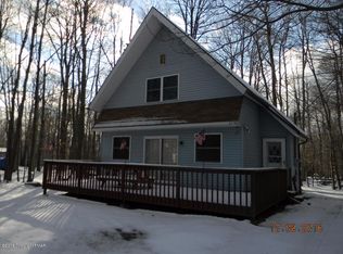 7212 Crescent Ln, Tobyhanna, PA