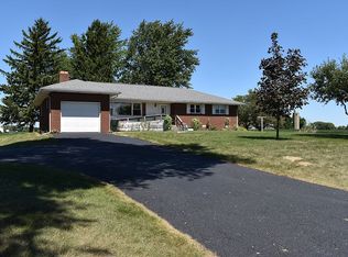 7554 County Road 65, Gibsonburg, OH 43431