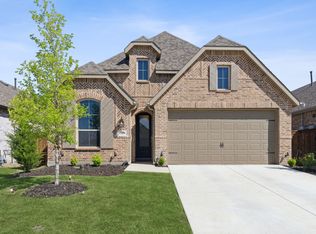 1905 Pelham Dr, Aubrey, TX 76227