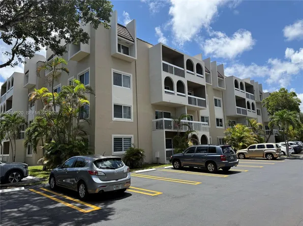 7720 Camino Real APT 107, Miami, FL 33143