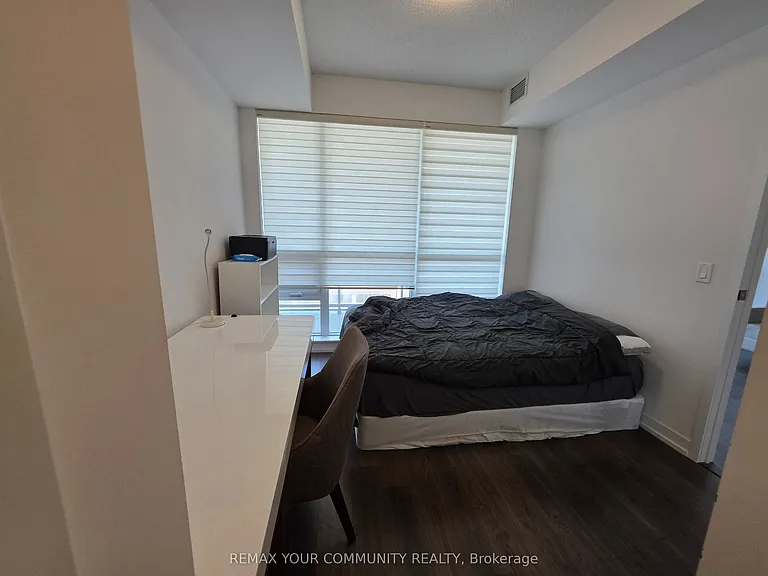 89 Dunfield Ave #1004 — Photo 6
