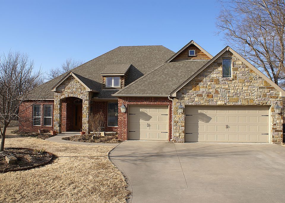 1st image of 18215 Clear Creek Ct