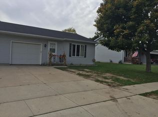 4413 Menasha Ave #4415, Manitowoc, WI 54220