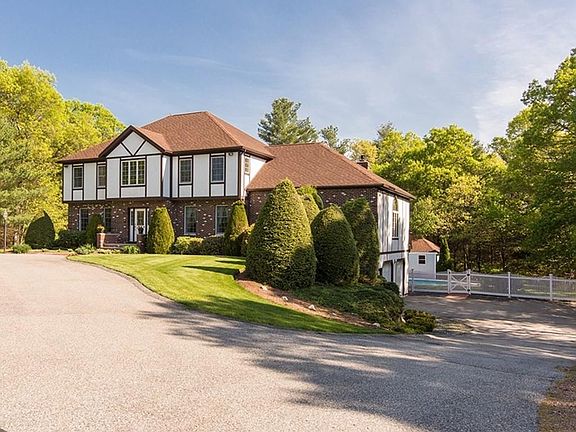 2nd image of 21 Windsor Dr