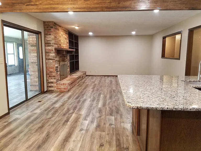 1414 Quail Creek Dr — Photo 12