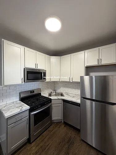 6259 N Lakewood Ave #1 Photo 1 6259 N Lakewood Ave #1 Photo 1
