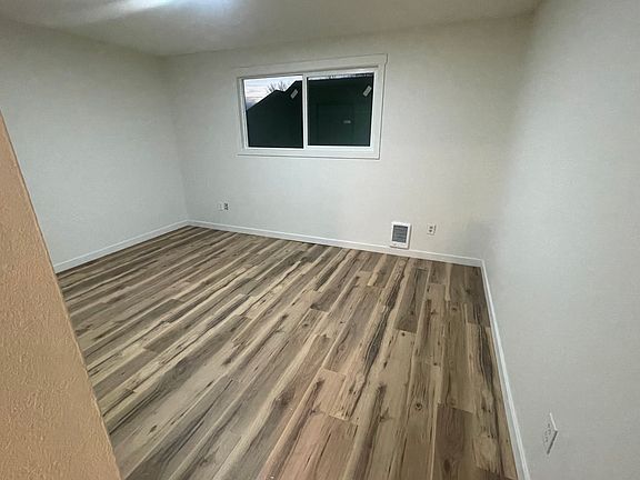 3rd image of 2204 W Henry Pl #D