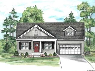 2 Conklin Ct, Gansevoort, NY 12831