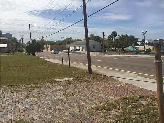 2nd image of 2003 N Tampa St