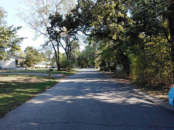 4th image of 397 Fowler Rd