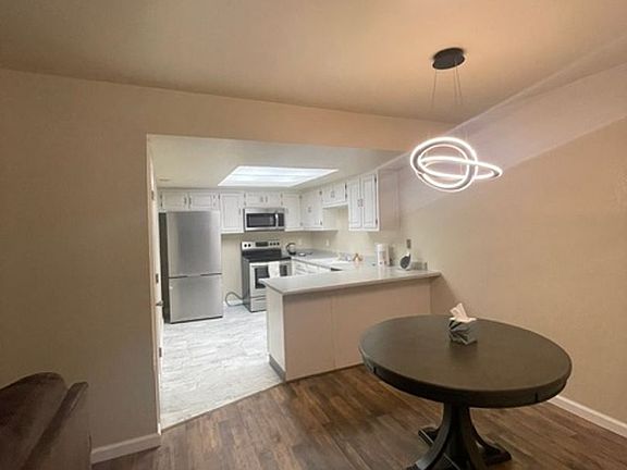 3rd image of 2300 Dickerson Rd APT 44