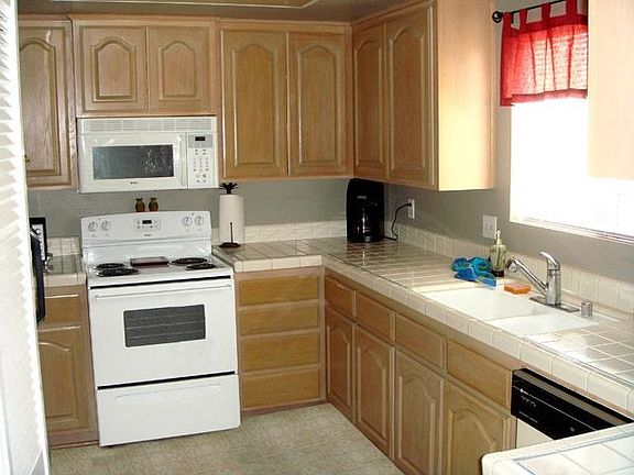 Newer Appliances Included
