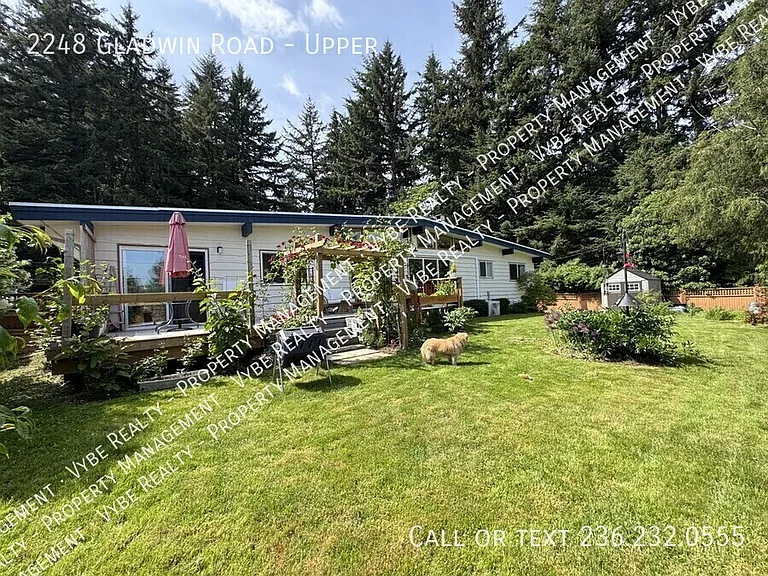 2248 Gladwin Rd #UPPER — Photo 9