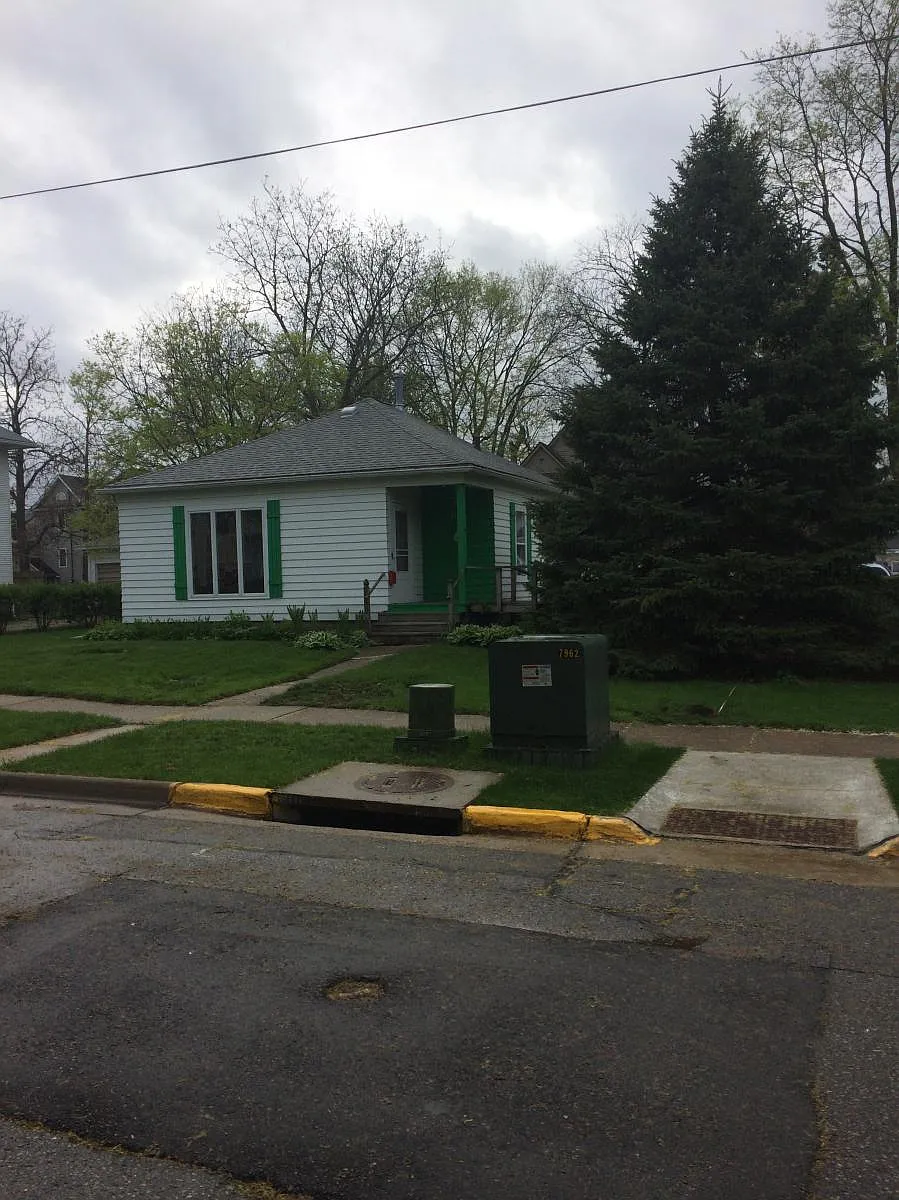 Building Photo - 2103 Olive St