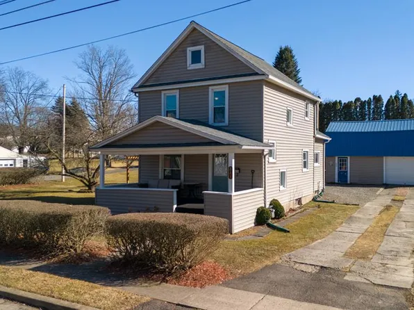 221 Longway St, Athens, PA 18810