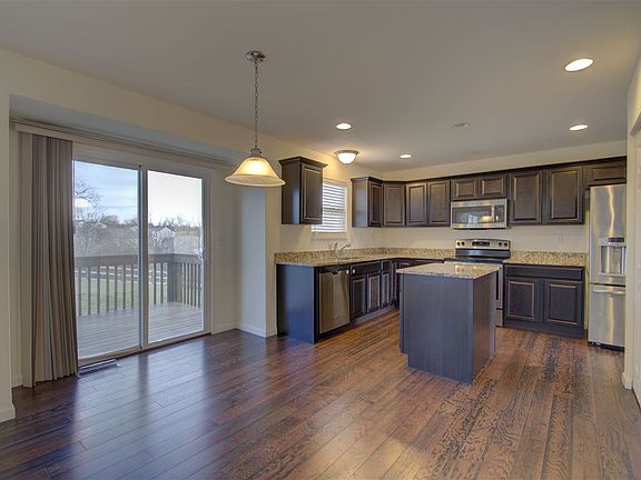 2nd image of 320 La Salle Ct