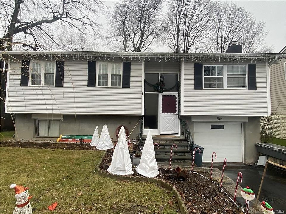1st image of 1 Bradshaw Dr