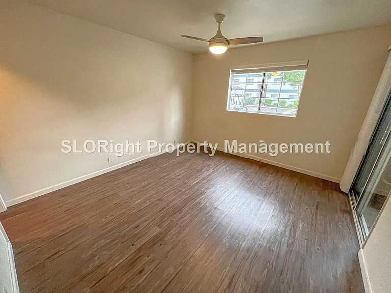 1025 Southwood Dr #C — Photo 9