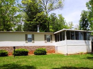 60 Westwood Dr, Franklin, NC 28734