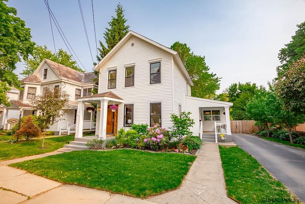 204 Lake Ave, Saratoga Springs, NY 12866 Zillow