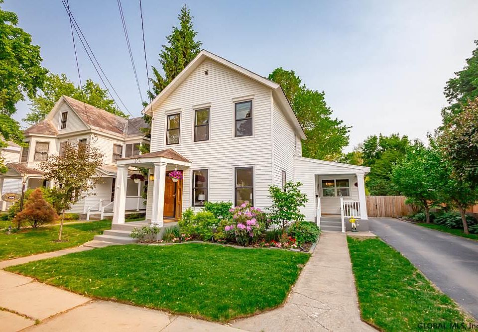 1st image of 204 Lake Ave