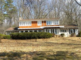 751 Red Ln, Danville, PA 17821