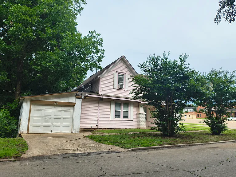 402 E Warner Ave — Photo 15