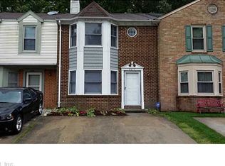 2017 Candlelight Dr, Chesapeake, VA 23325