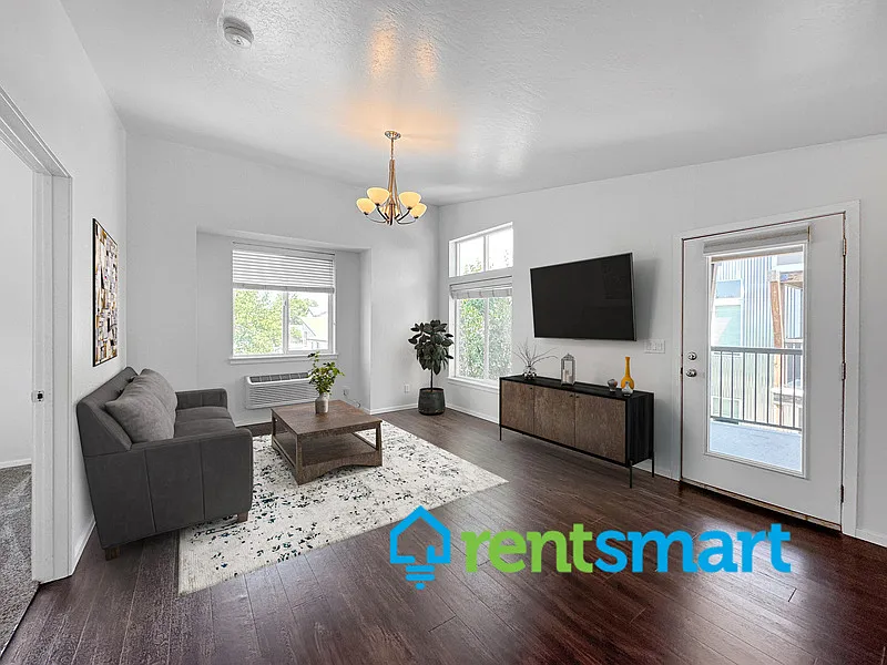 2 bed, 1.0 bath, 850 sqft, $1,750 — Photo 4