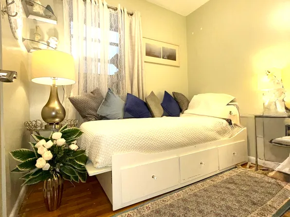 319 East 105th Street image 16 of 24