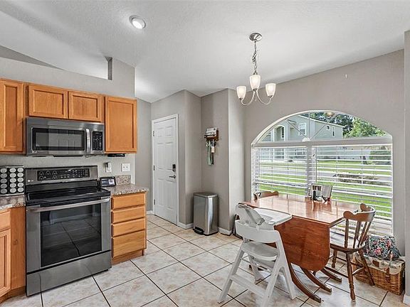 2nd image of 1320 NORMANDY HEIGHTS CIRCLE