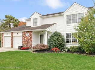 13 Bayberry Ct, Barnegat, NJ 08005