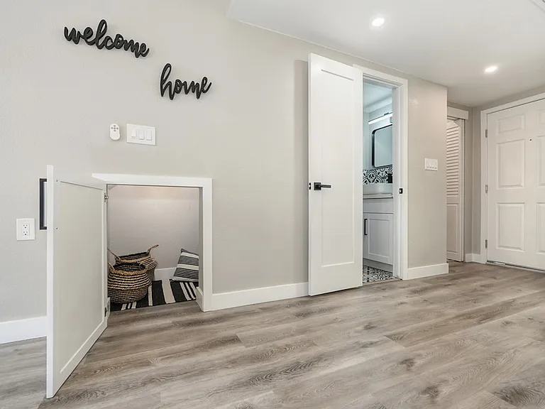 5608 Hillsdale Blvd #C — Photo 13