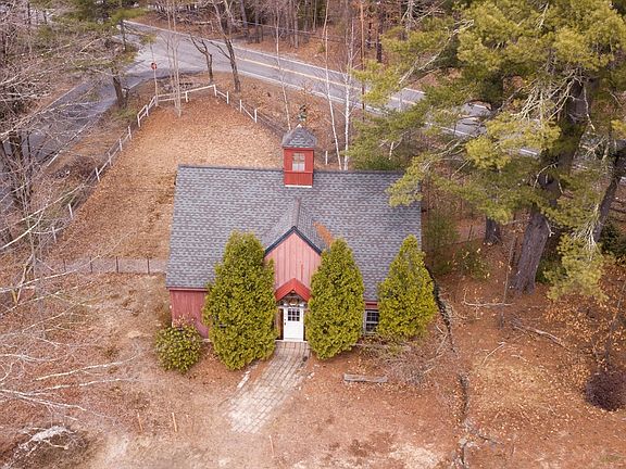 2nd image of 25 Pepperell Rd