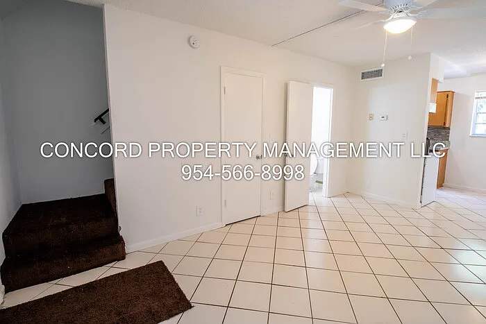 1505 SW 2nd St #209 — Photo 5