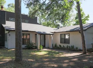 17221 Cardinal Ln, Troup, TX 75789