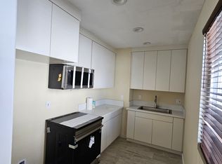 16924 S Vermont Ave, Gardena, CA 90247