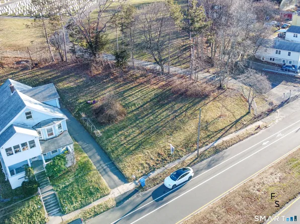 474 Eddy Glover Boulevard, New Britain, CT 06053