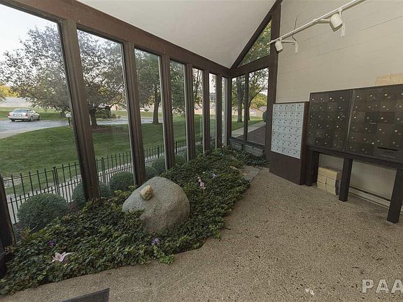 4th image of 2705 W Willowlake Dr APT 77