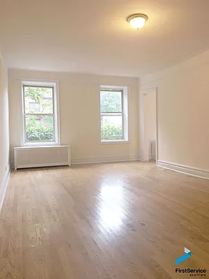 Rented by FirstService Realty (legacy) | media 2