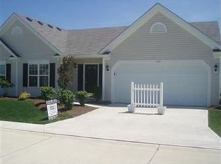 106 Carrington Ct, Elyria, OH 44035