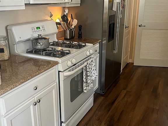 5th image of 1291 Milano Dr Unit 1