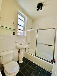 Rented by Zikos Realty Services